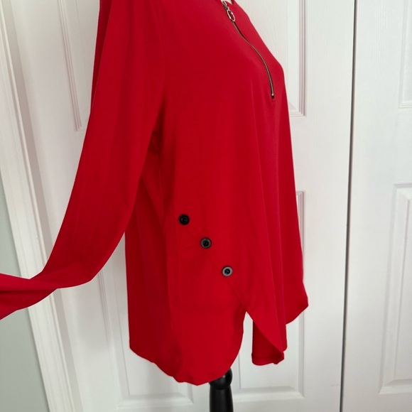 Red Long Sleeve Tunic Top with Black buttons and Zipper Detail size Large - Picture 2 of 5